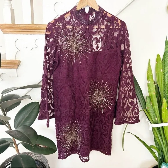 NWT Free People North Star Lace A-Line Mini Dress Plum Bell Sleeve Size 12 - Picture 2 of 9